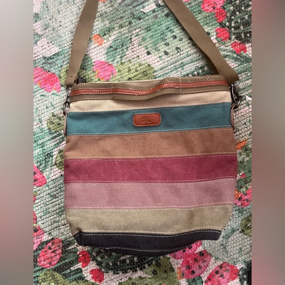 SNUG STAR Canvas Handbag Multi-Color Striped Lattice Cross Body Shoulder/tote - Picture 1 of 14
